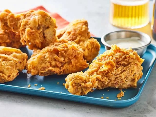 থাই ফ্রাইড চিকেন (১ পিস)