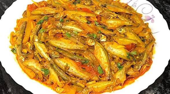 ছোট মাছ